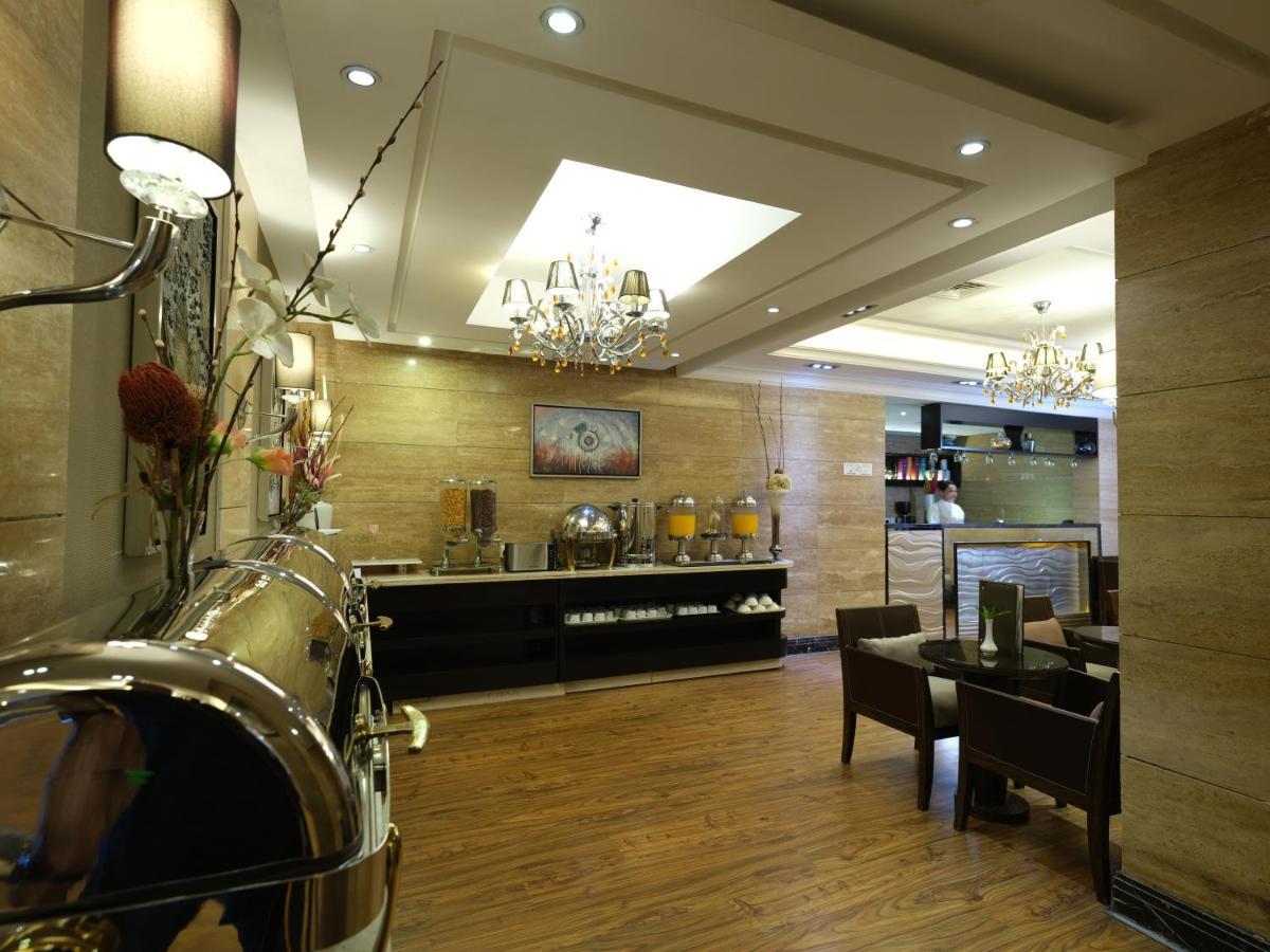 Aparthotel Boudl Kuwait Al Fahahil Kuwait City Exterior foto