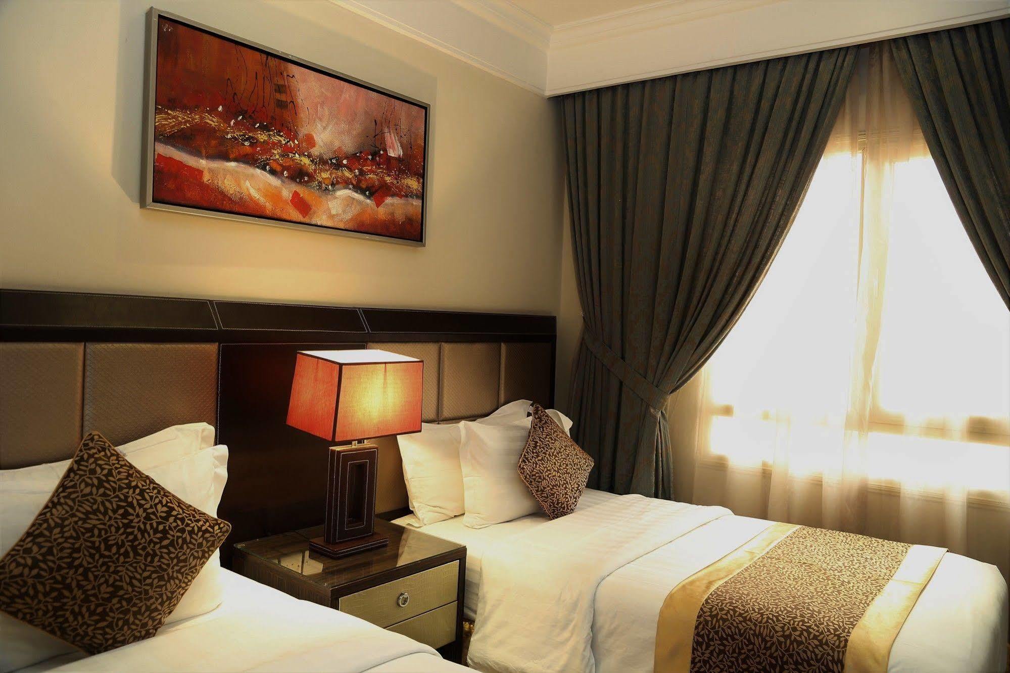 Aparthotel Boudl Kuwait Al Fahahil Kuwait City Exterior foto