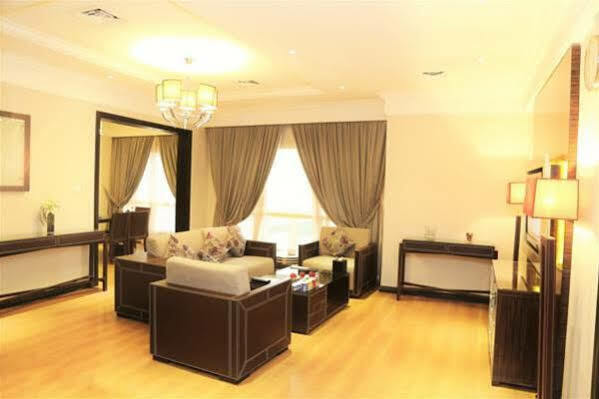 Aparthotel Boudl Kuwait Al Fahahil Kuwait City Exterior foto